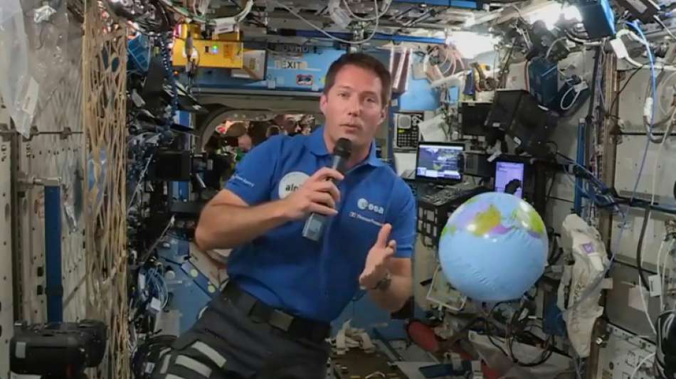 "Ph&auml;nomenale Gef&uuml;hle" - "Astro-Tom" berichtet live von der ISS