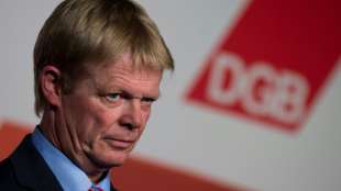 DGB-Chef kn&uuml;pft Homeoffice-Pflicht an Impfquote