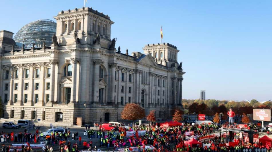Metall-Besch&auml;ftigte fordern fairen Wandel der Industrie