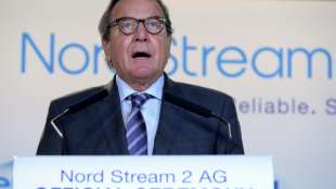 Strafanzeige gegen Altkanzler Schr&ouml;der wegen Verbrechen gegen die Menschlichkeit