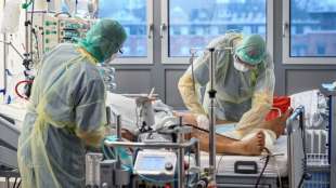 Krankenhausgesellschaft warnt vor Eskalation der Corona-Lage in neuem Ausma&szlig;