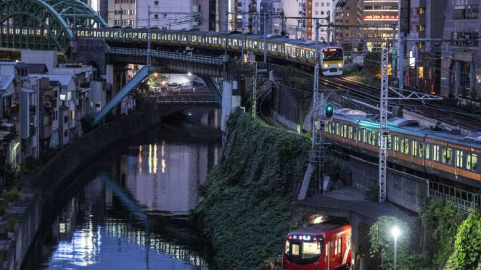 Japanischer Bahnbetreiber k&uuml;rzt Lohn von Zugf&uuml;hrer wegen einmin&uuml;tiger Versp&auml;tung