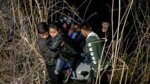 US-Beh&ouml;rden nehmen 2021 fast zwei Millionen Migranten an Grenze zu Mexiko fest