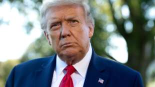 US-Senatoren f&uuml;r Impeachment-Prozess gegen Trump als Geschworene vereidigt