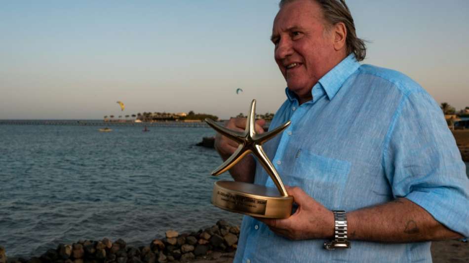 Mutma&szlig;liches Vergewaltigungsopfer von G&eacute;rard Depardieu geht an die &Ouml;ffentlichkeit