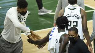 Bucks erk&auml;mpfen sich Matchball ohne Antetokounmpo 