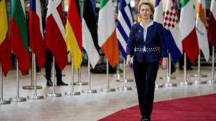 Von der Leyen r&auml;umt Fehler bei Impfstoff-Beschaffung ein