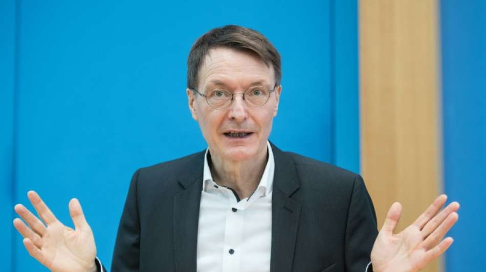 Lauterbach erh&auml;lt regelm&auml;&szlig;ig Liebesbriefe von Frauen