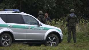Bundesregierung pr&uuml;ft "weitere Ma&szlig;nahmen" an Grenze zu Polen