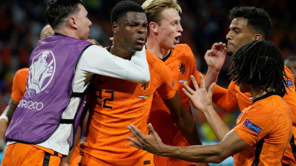 Erfolgreiches Oranje-Comeback auf gro&szlig;er Fu&szlig;ball-B&uuml;hne auch dank Weghorst