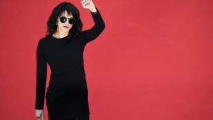 Asia Argento beschuldigt Regisseur Rob Cohen des sexuellen Missbrauchs