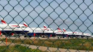 Testpflicht f&uuml;r alle Reiser&uuml;ckkehrer per Flugzeug tritt in Kraft