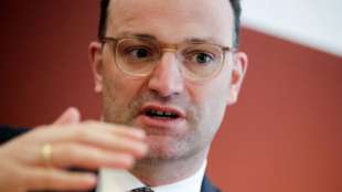 Spahn erwartet noch "sehr herausfordernde Wochen"