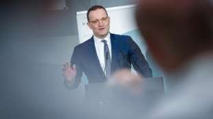 Entwurf f&uuml;r Beratung mit L&auml;ndern: Spahn will Auffrischimpfung f&uuml;r alle anbieten