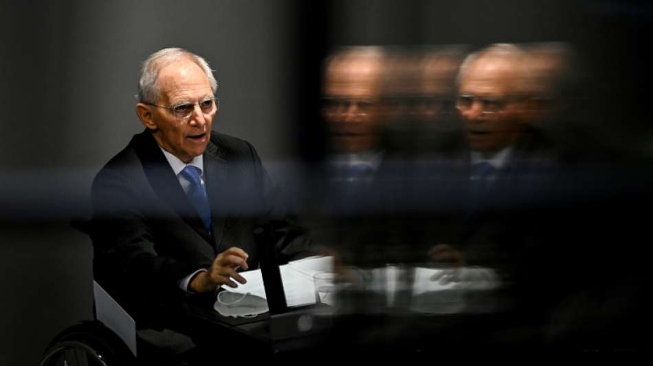 Sch&auml;uble: St&auml;rkung der Rolle des Bundes in Corona-Bek&auml;mpfung rasch m&ouml;glich