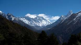 Erste Corona-F&auml;lle am Mount Everest gemeldet