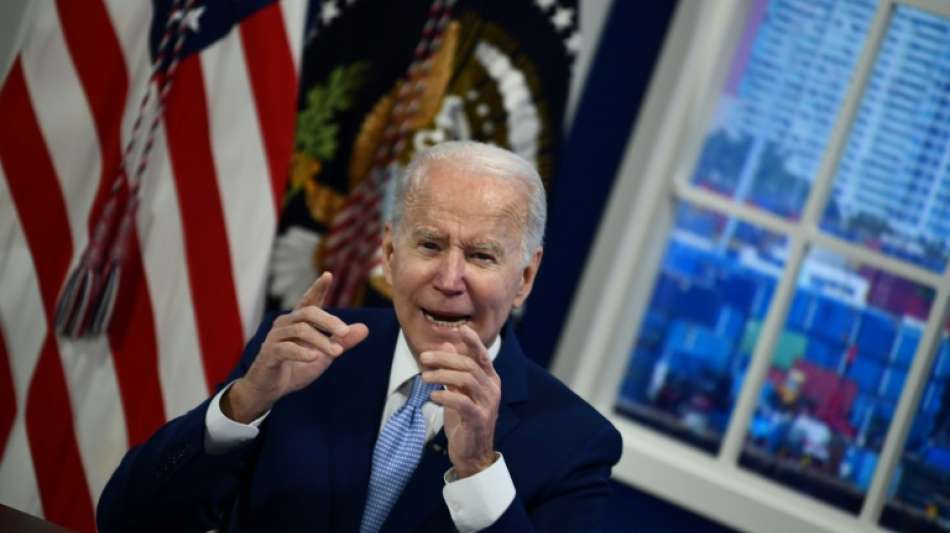 Biden unterzeichnet Importverbot f&uuml;r Waren aus China