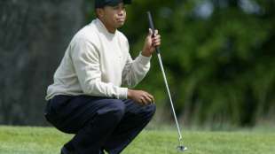 Golfstar Woods mit schweren Beinverletzungen nach Autounfall