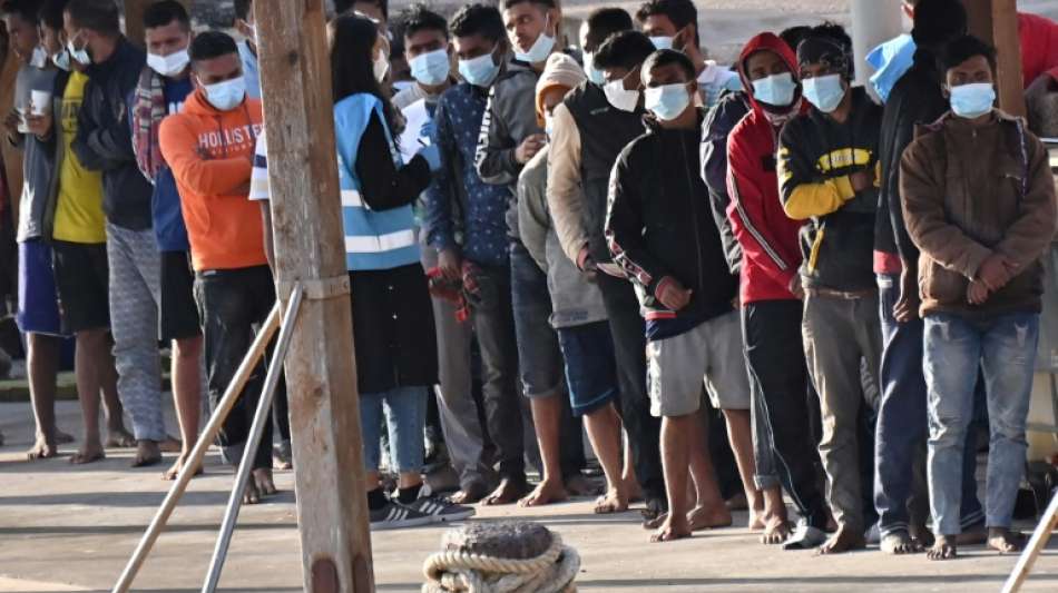 Deutsches Fl&uuml;chtlingsrettungsschiff in Italien festgesetzt