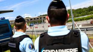 Franz&ouml;sische Polizei nimmt nach Gro&szlig;fahndung schwer bewaffneten Ex-Soldaten fest