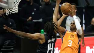 NBA: Altstar Paul f&uuml;hrt Phoenix in die Finals