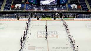 DEL: Eisb&auml;ren Berlin erzwingen drittes Finale 