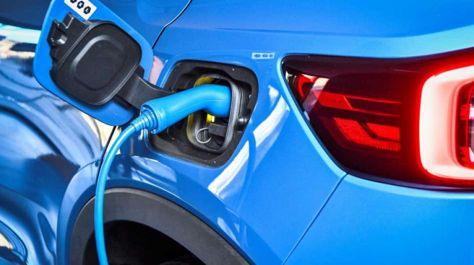 Bundesverkehrsminister fordert Ende von fossilen Verbrennungsmotoren bis 2035