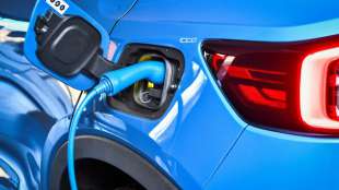 Bundesverkehrsminister fordert Ende von fossilen Verbrennungsmotoren bis 2035