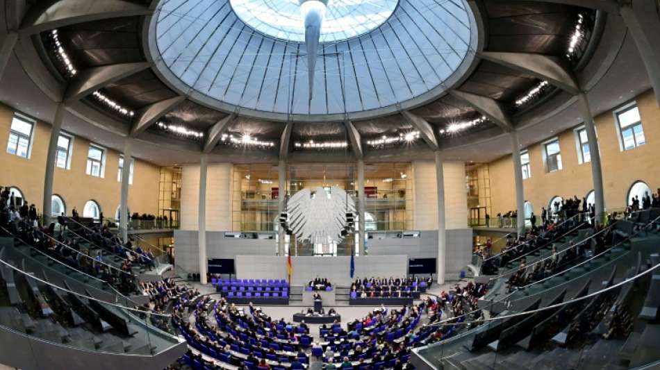Neuer Bundestag beschlie&szlig;t Gesch&auml;ftsordnung