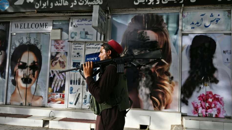 Taliban schr&auml;nken Bewegungsfreiheit afghanischer Frauen weiter ein