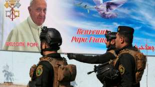 Papst Franziskus reist zu historischem Besuch in den Irak