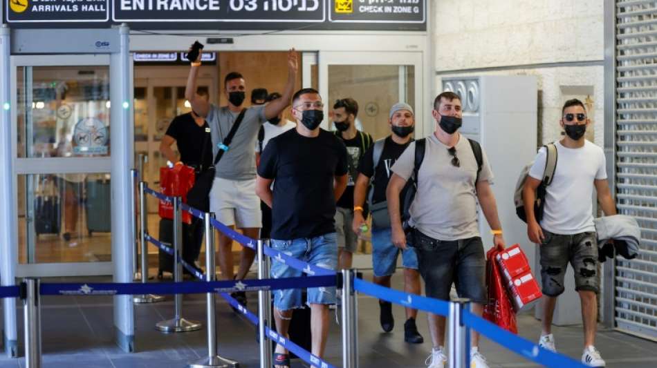 Erneute Maskenpflicht in Israel und Corona-Lockdown in Teilen Sydneys