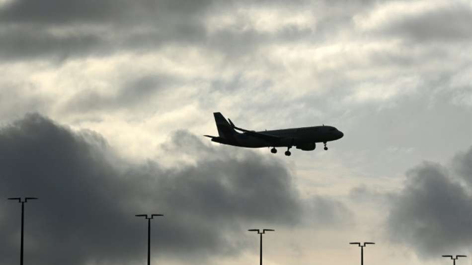 EuGH: Um mehr als eine Stunde vorverlegter Flug gilt als annulliert