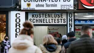 Krankenkassen verzeichnen deutlichen Anstieg bei Corona-Krankentagen im November