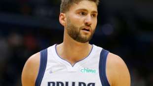 NBA: Kleber gewinnt mit Dallas, Pleiten f&uuml;r Schr&ouml;der und Wagner