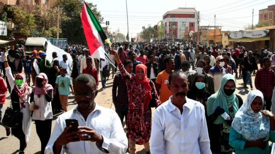 Ein Demonstrant bei erneuten Anti-Putsch-Protesten im Sudan get&ouml;tet