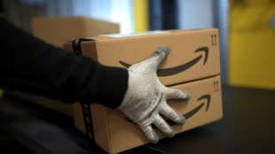 Amazon hebt L&ouml;hne f&uuml;r mehr als halbe Million Besch&auml;ftigte an 