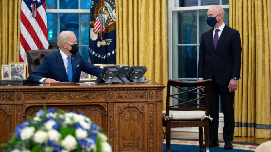 Biden setzt mit neuen Dekreten Abkehr von Trumps Einwanderungspolitik fort