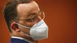 Spahn h&auml;lt vor&uuml;bergehende Gesetzes&auml;nderung f&uuml;r Impfabfrage bei der Arbeit f&uuml;r sinnvoll