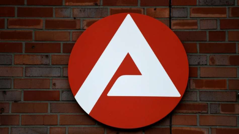 Nachfrage nach Arbeitskräften im Dezember geringer als üblich 