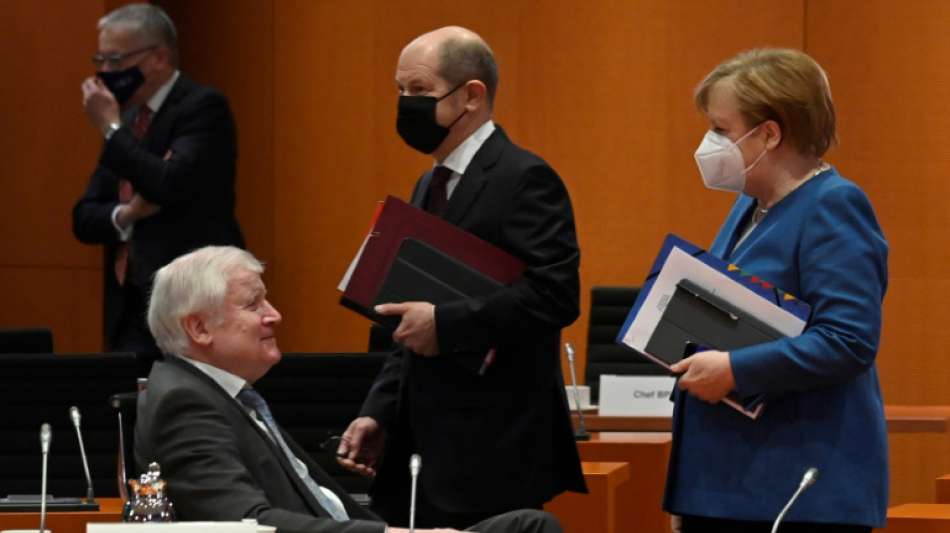 Zufriedenheit mit der Bundesregierung weiter hoch