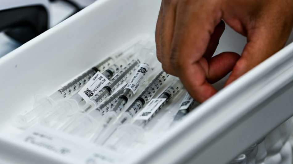 Pfizer-Chef: "Wahrscheinlich" dritte Corona-Impfdosis binnen zw&ouml;lf Monaten n&ouml;tig