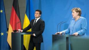 Merkel erneuert Gastransit-Zusagen an Kiew