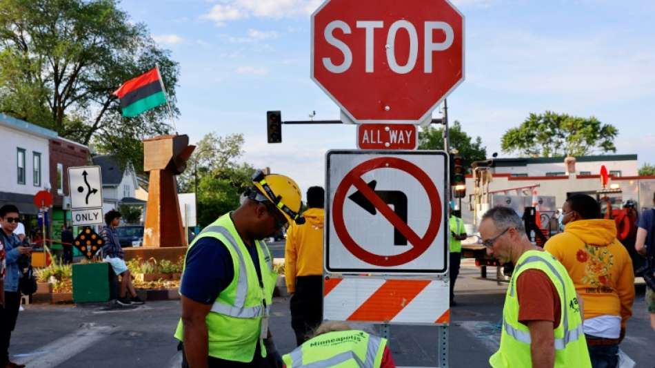"George-Floyd-Platz" in Minneapolis wird wieder f&uuml;r den Verkehr freigegeben