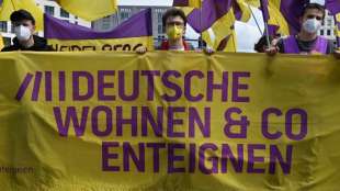"Deutsche Wohnen & Co. enteignen" hat fast 350.000 Unterschriften &uuml;bergeben