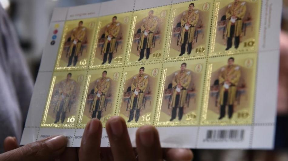 Boulevard: Thailänder begehen 65. Geburtstag ihres Königs