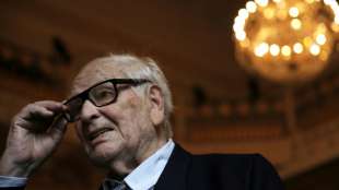Französischer Modeschöpfer Pierre Cardin in Paris beerdigt