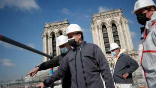 "Bravo und danke" - Macron besucht Notre-Dame zwei Jahre nach Brand