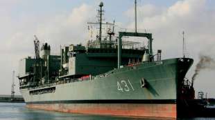 Iranisches Marineschiff sinkt nach Brand in Golf von Oman