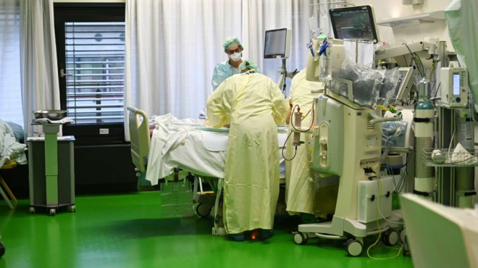 Mehr als 10.000 Neuinfektionen mit dem Coronavirus in Deutschland